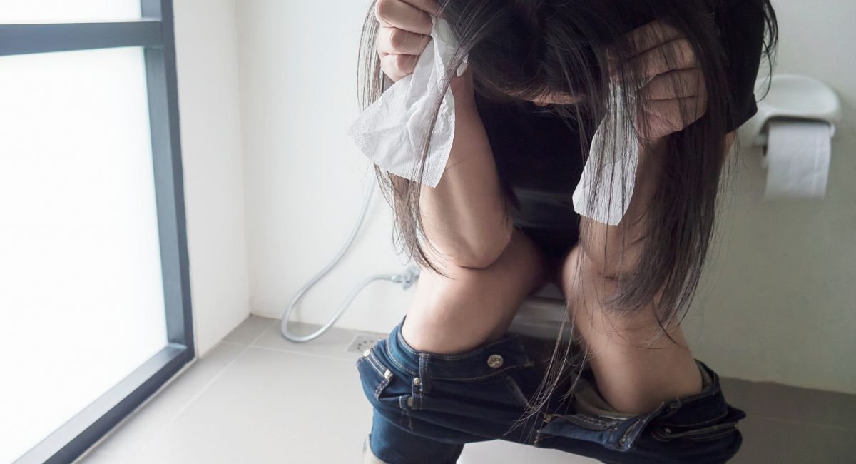 Constipation and Back Pain: Causes, Symptoms, and Effective Relief